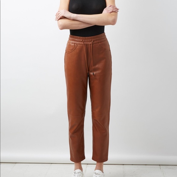 LTH JKT AMA SLIM FIT JOGGER - 100% soft lambskin - Picture 5 of 5